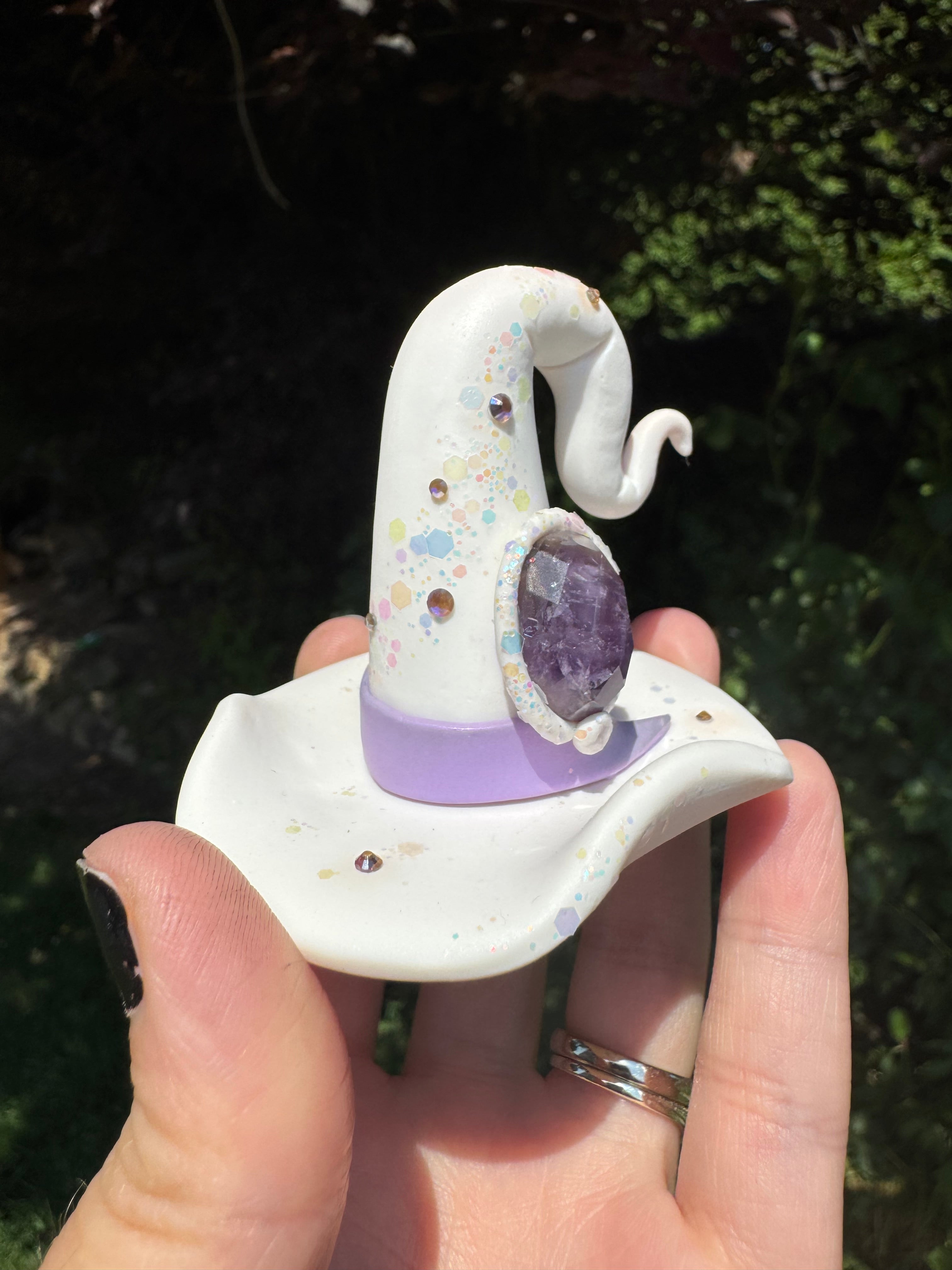 White “opal” Witch Hat