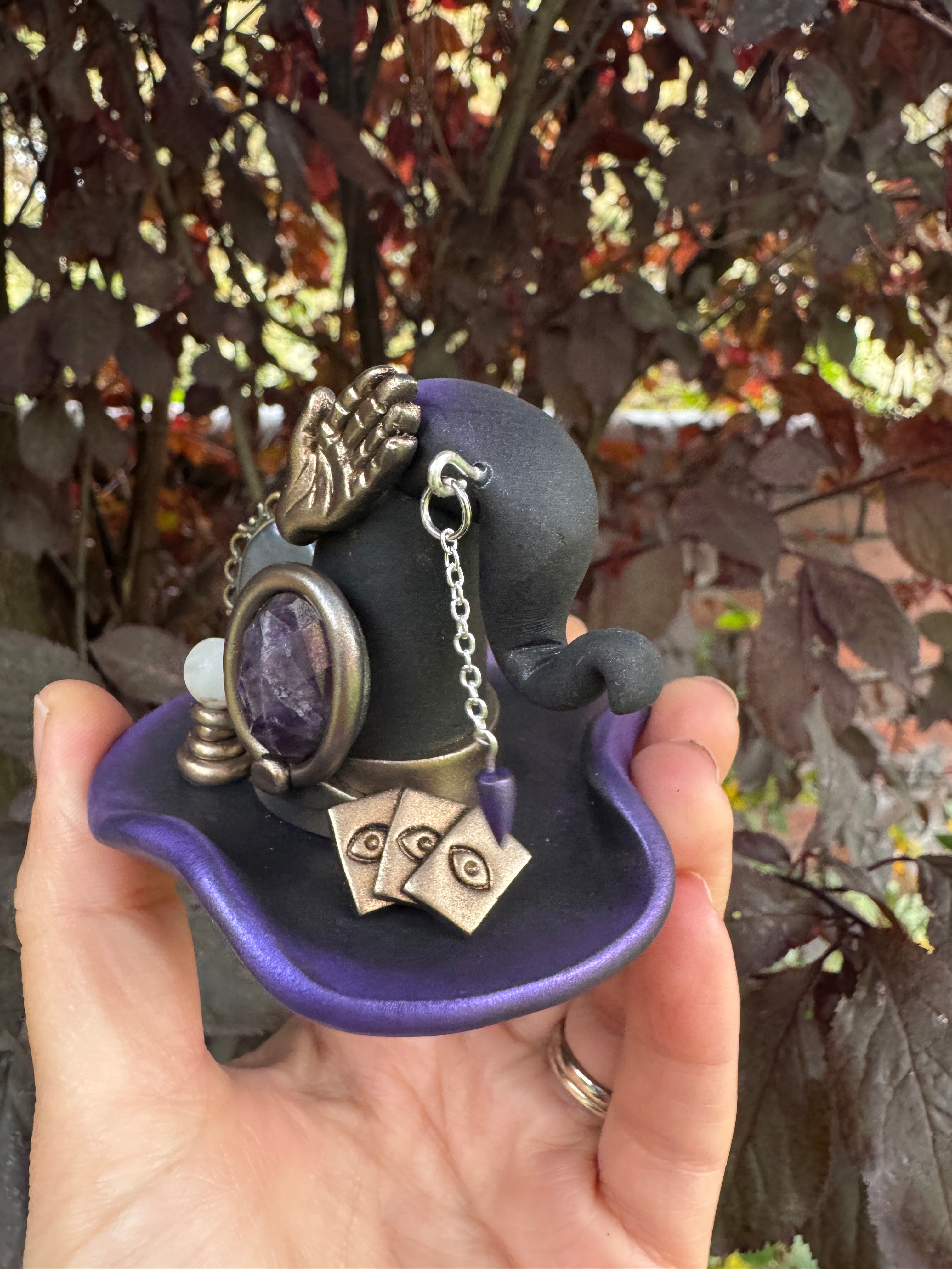 The Divination Witch